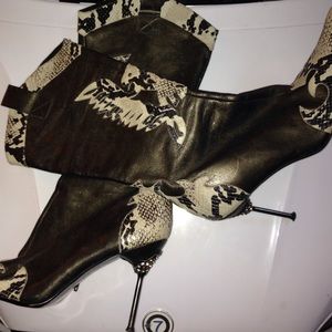 Leather with snake skin pointed toe