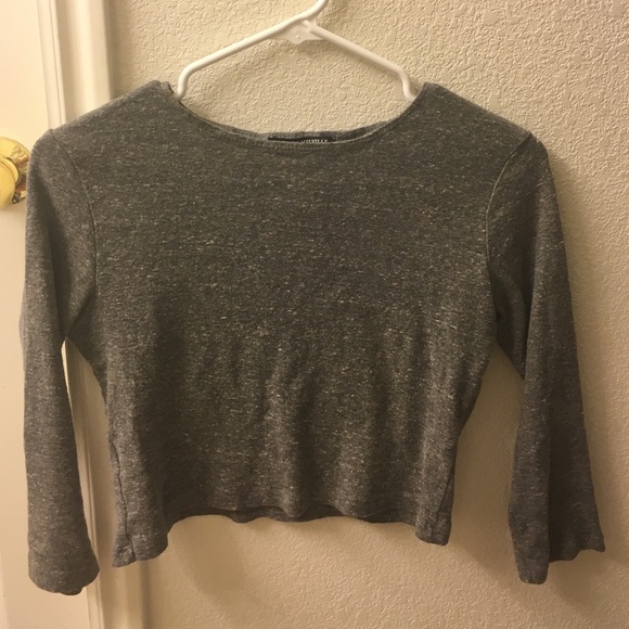 Brandy Melville 3/4 Grey Crop Top