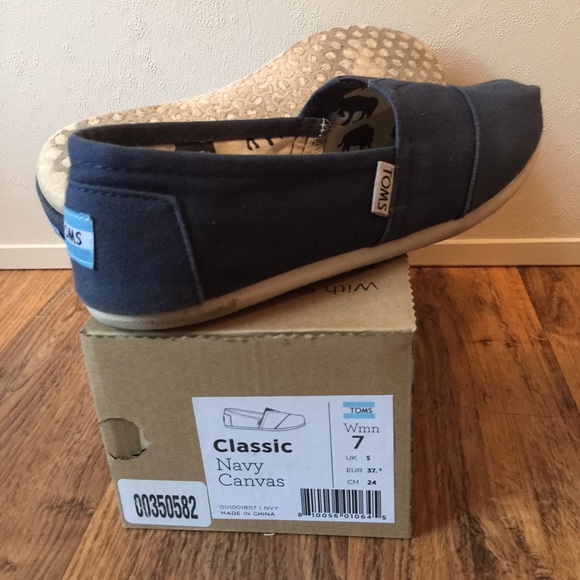 Toms