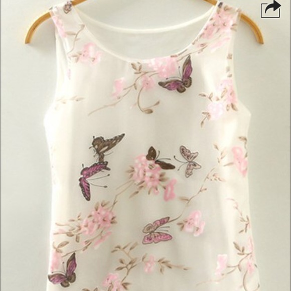 ❗️FINAL SALE❗️Sweet Butterfly Print Tank Top - Picture 3 of 4
