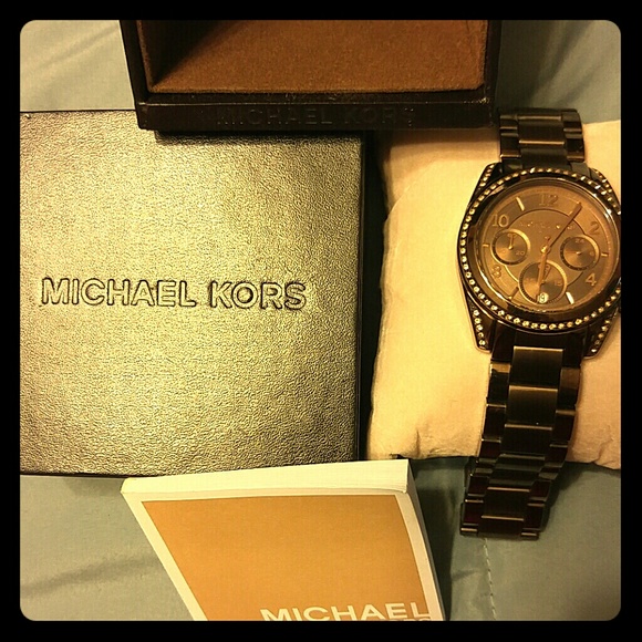 Michael Kors Jewelry - AUTHENTIC MICHAEL KORS BROWN LARGE FACE WATCH