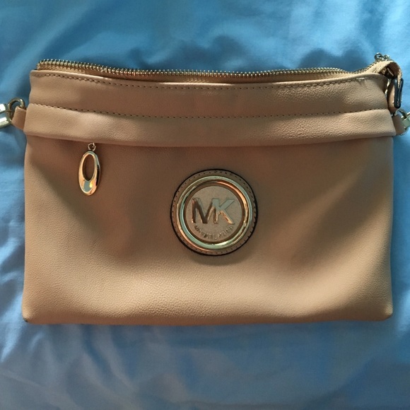 Michael kors satchel