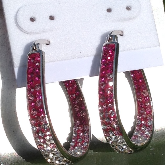 OMBRÉ AUSTRIAN CRYSTAL PINK HOOPS - Picture 3 of 4
