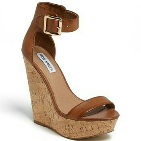 Steve Madden cognac strape wedges