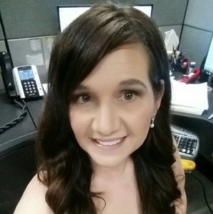 Meet your Posher, Stacy