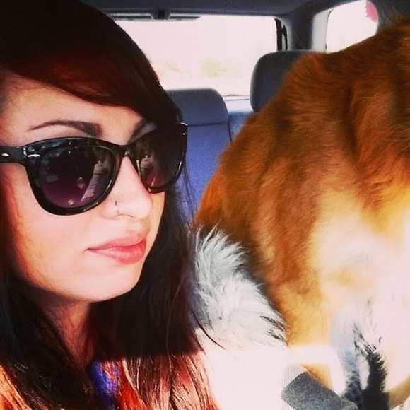 Meet your Posher, Mimi