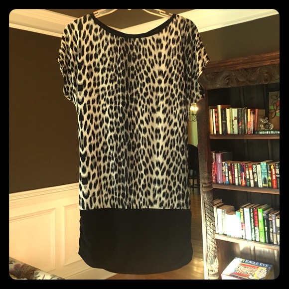 Chic Leopard Print Blouse