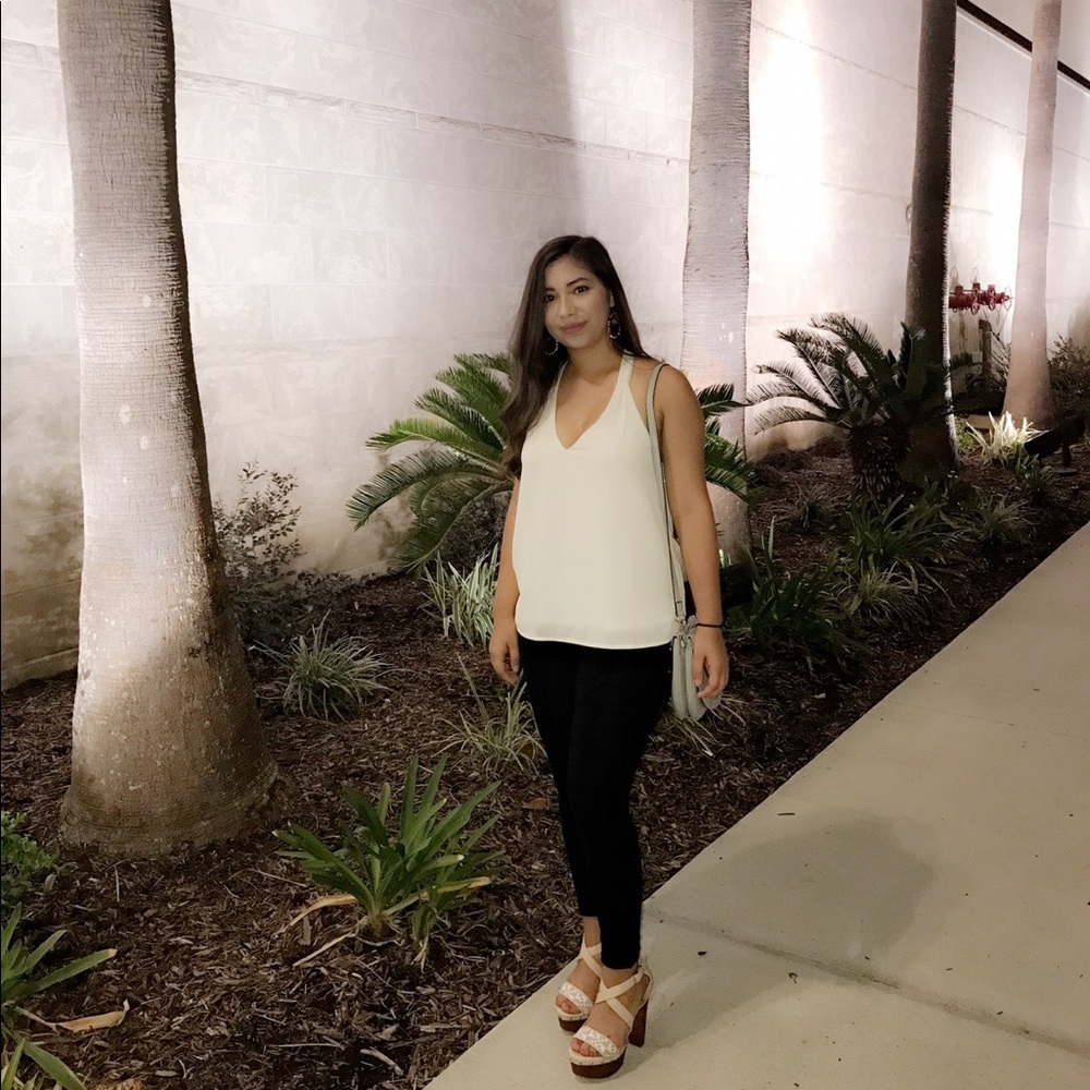 Meet your Posher, Veronica