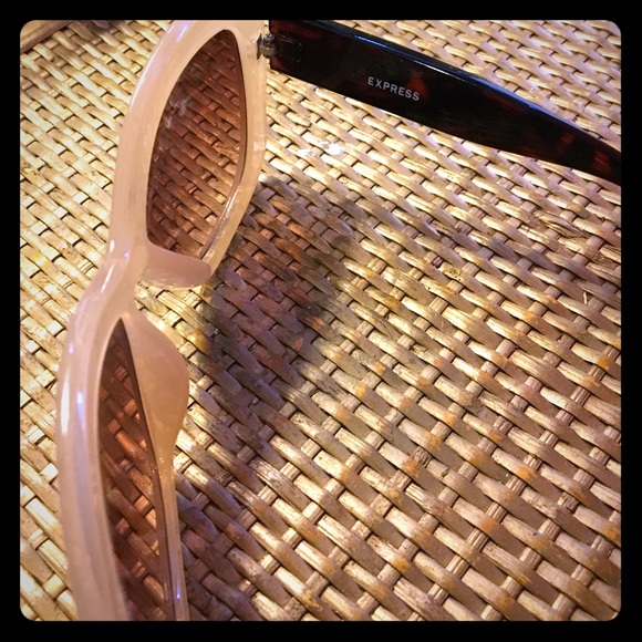 Express brand sunglasses