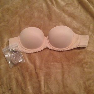 NWOT Calvin Klein Strapless Bra