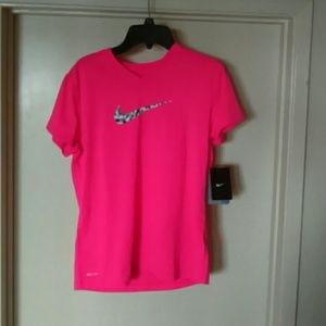 Girls Nike dri-fit