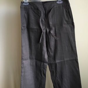 Beautiful linen pants by Tahari