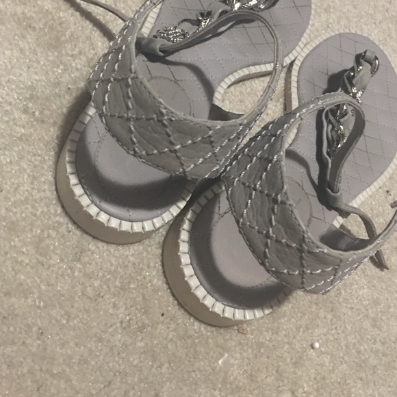 Chanel sandals - Picture 2 of 4