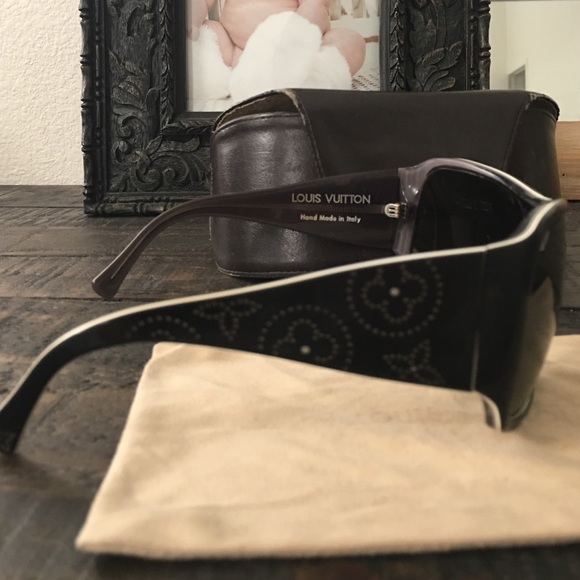100% authentic Louis Vuitton sunglasses. - Picture 2 of 4