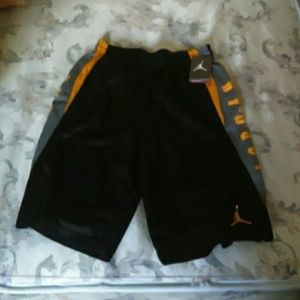 Kids boys Jordan ball shorts