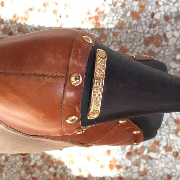 NWT MICHAEL MICHAEL KORS Shearling Boots - Picture 3 of 5