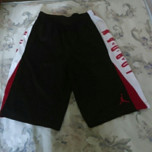 Jordan kids bball shorts size XL