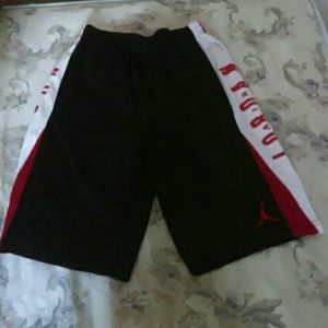 Jordan kids bball shorts size XL