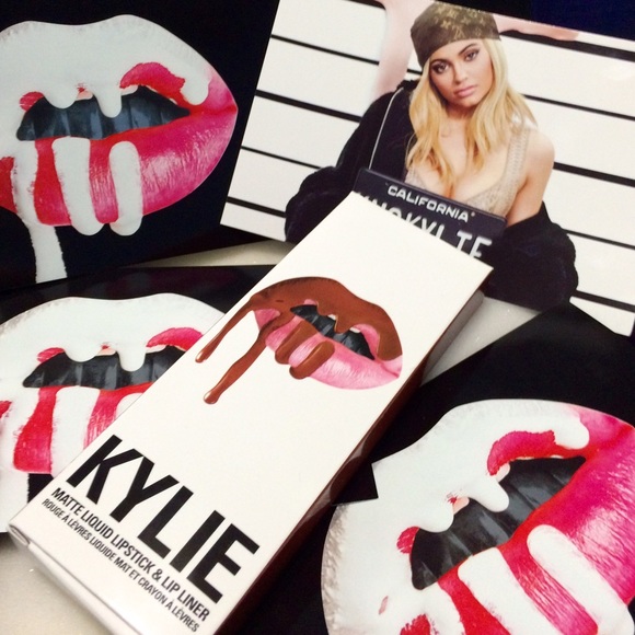 NEW IN BOX Kylie Cosmetics Lip Kit in Dolce K