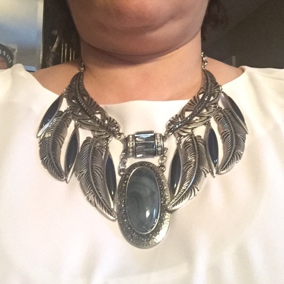 Statement Necklace - Picture 2 of 4