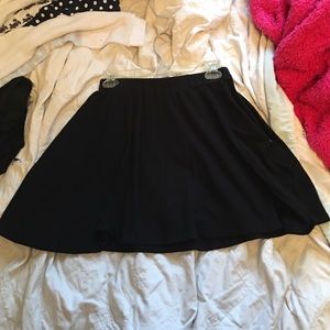Black skater skirt L/XL
