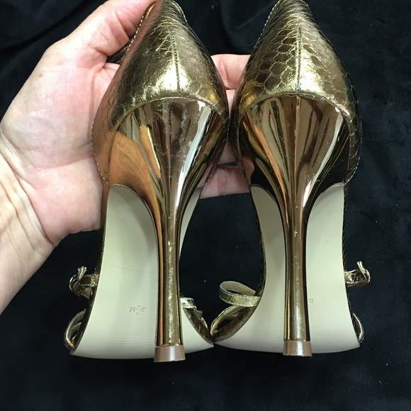 Gold strapy heels - Picture 3 of 4