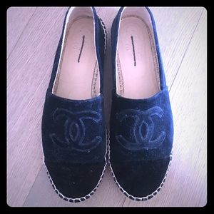 Authentic navy velvet Chanel espadrilles Size 40