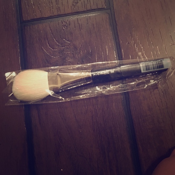 Mac 135 paddle brush