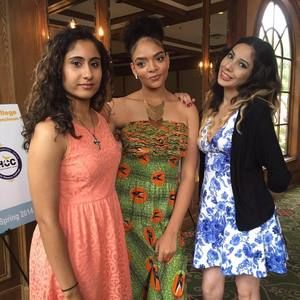 Meet your Posher, Carina