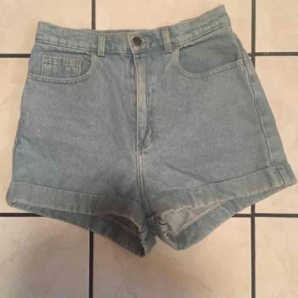 AA cuff shorts