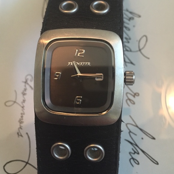 Nixon woman's black leather watch REV IT UP