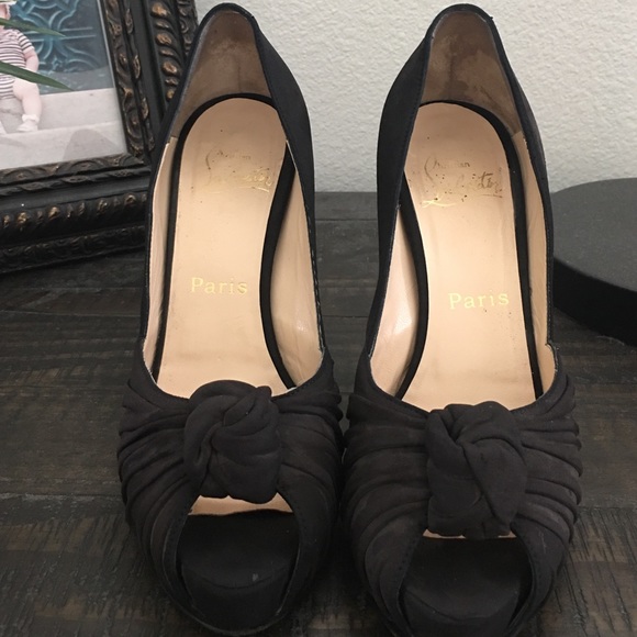 100% authentic Christian Louboutin's