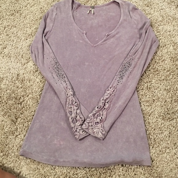 Buckle purple fitted shirt