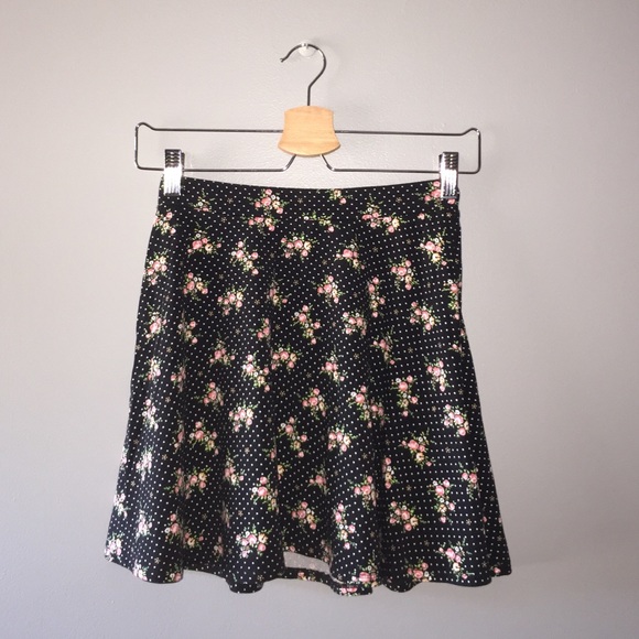 Forever 21 Floral Skater Skirt