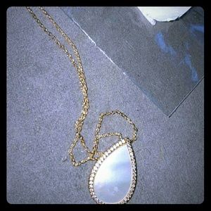 NWT- Mother of Pearl teardrop pendant Gold