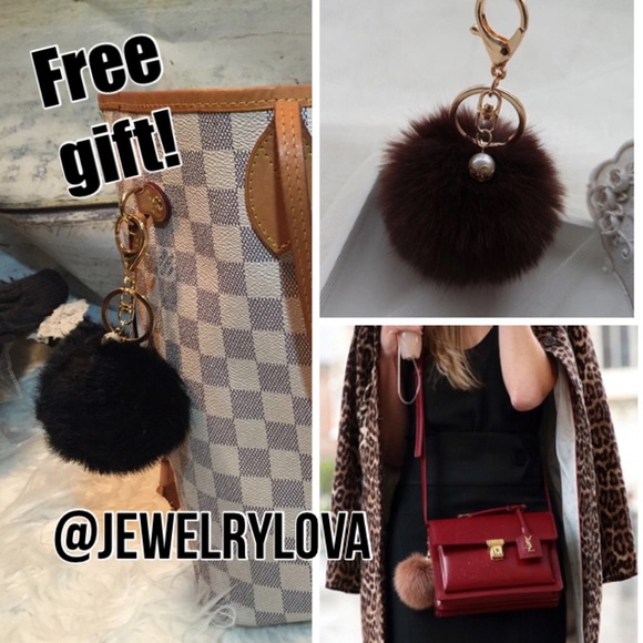 Pom Pom faux fur keychain in Brown