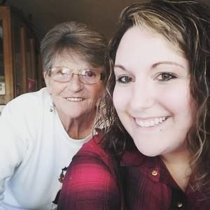 Meet your Posher, Kaytlyn