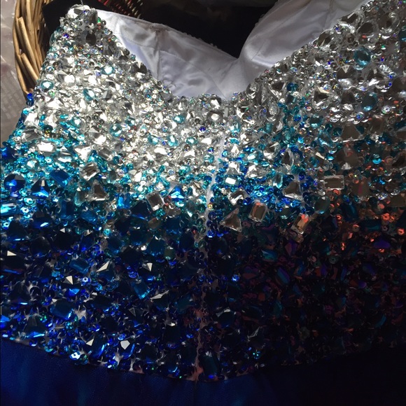 Prom dress! - Picture 2 of 3