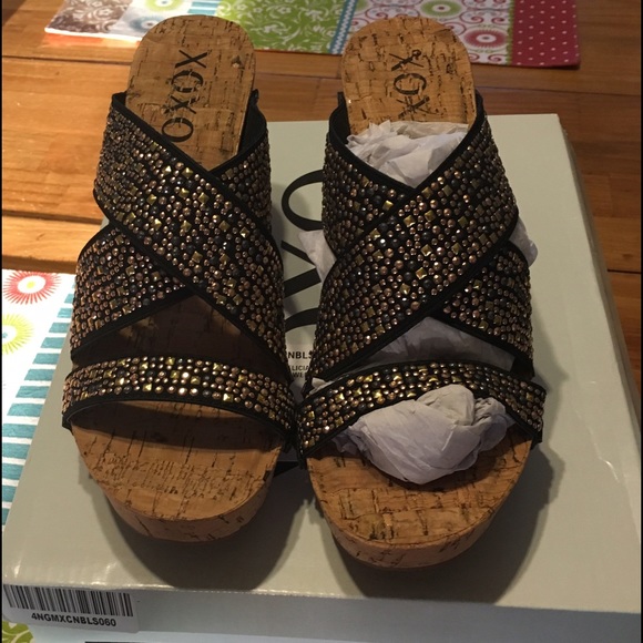 Xoxo wedge sandal !!! Adorable!! - Picture 1 of 4
