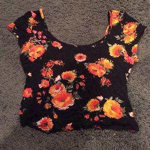 Black floral crop top!