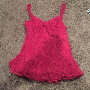 Red tank top/crop top with bow across the front
