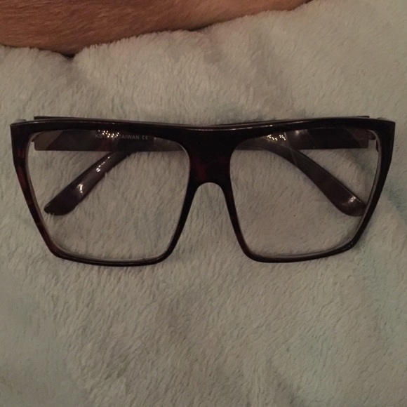 Fake fashion glasses