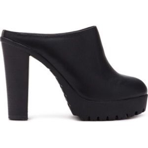 🔮 Witchy Black Platform Clogs