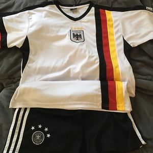 Deutschland Jersey w/ shorts