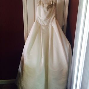 Wedding Dress. Beautiful Detail. New with tags