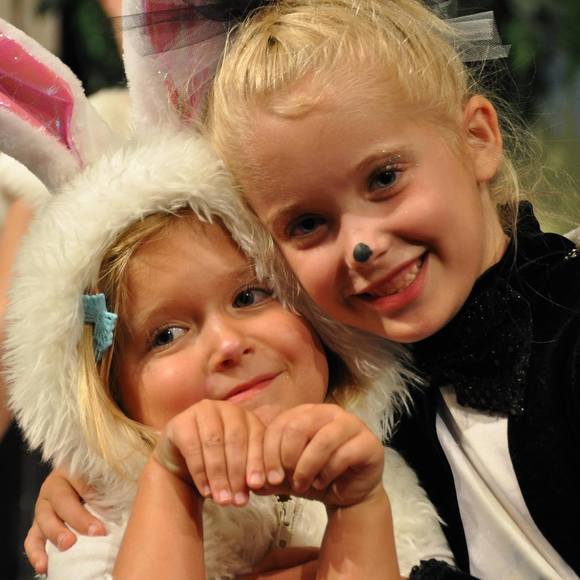 Meet your Posher, Shelley - Picture 1 of 1