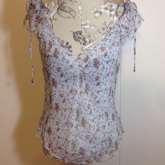 Guess Tops - Guess Silk Flower Top L