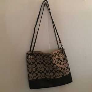 Side coach purse