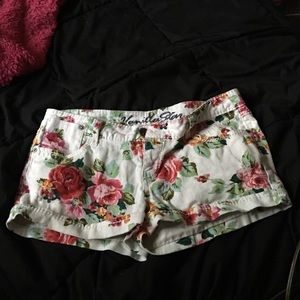 Floral pattern shorts