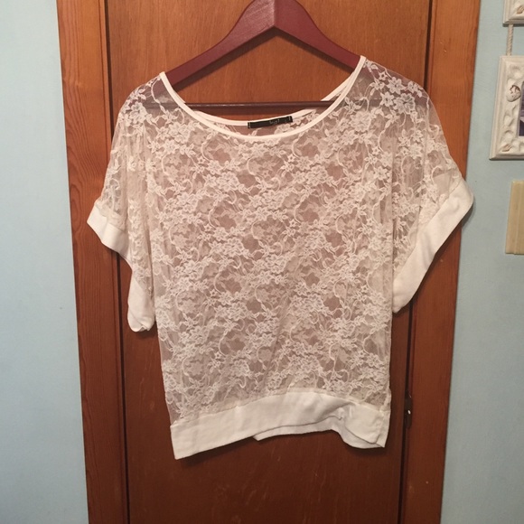L lace top